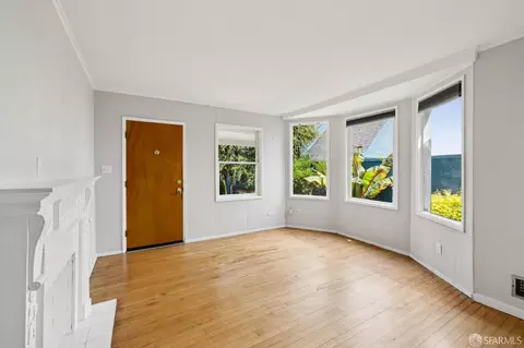 Living - 3623 22nd St, San Francisco, CA 94114 photo 1 of 2