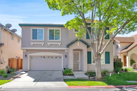355 Foxglove St, Pittsburg, CA 94565
