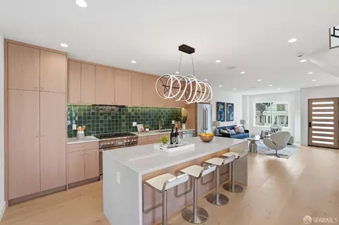 511 Edinburgh St, San Francisco, CA 94112