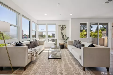 2 Avondale Ave, Redwood City, CA 94062