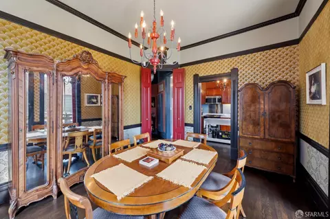 Dining - 2111 Bush St, San Francisco, CA 94115 photo 3 of 6