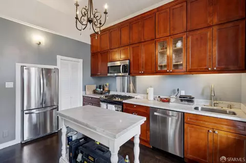 Kitchen - 2111 Bush St, San Francisco, CA 94115 photo 2 of 3