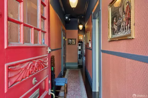 Entry Way - 2111 Bush St, San Francisco, CA 94115 photo 1 of 3