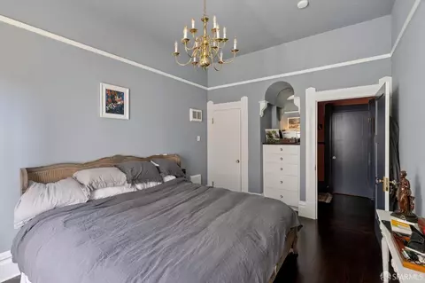 Bedroom - 2111 Bush St, San Francisco, CA 94115 photo 3 of 8