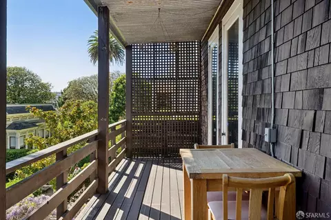 Exterior - 2111 Bush St, San Francisco, CA 94115 photo 2 of 11