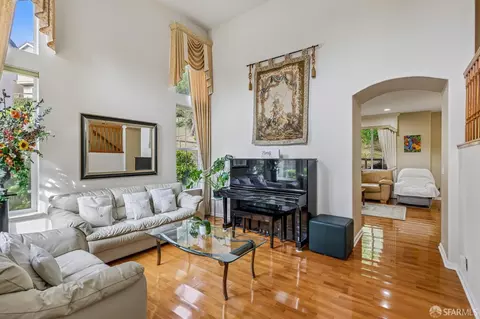 Living - 356 View Point Ct, Pacifica, CA 94044 photo 1 of 2