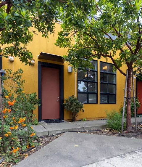 1510 32nd St #2, Emeryville, CA 94608