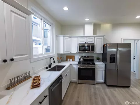 Kitchen - 1634 York St, San Francisco, CA 94123 photo 1 of 2