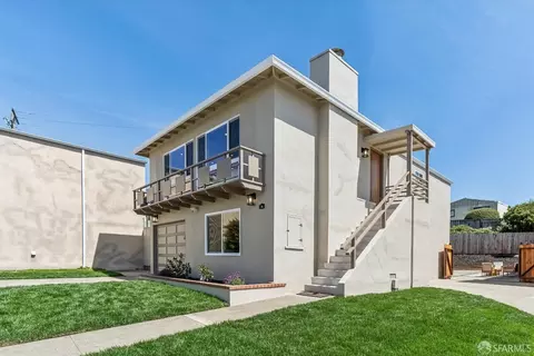 9 Seabreeze Ct, Pacifica, CA 94044