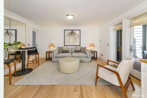 Living - 2830 Buchanan St, San Francisco, CA 94123 photo 4 of 4