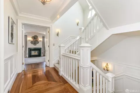 Entry Way - 2830 Buchanan St, San Francisco, CA 94123 photo 4 of 6