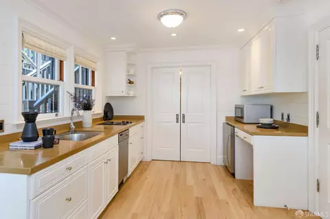 Kitchen - 2830 Buchanan St, San Francisco, CA 94123 photo 5 of 5