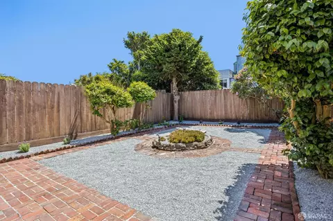 Exterior - 2273 Cayuga Ave, San Francisco, CA 94112 photo 14 of 19