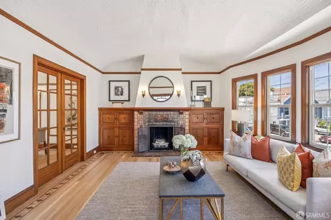 Living - 2273 Cayuga Ave, San Francisco, CA 94112 photo 5 of 9