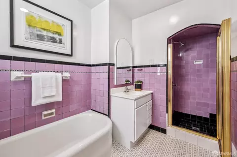 Bath - 2273 Cayuga Ave, San Francisco, CA 94112 photo 2 of 3