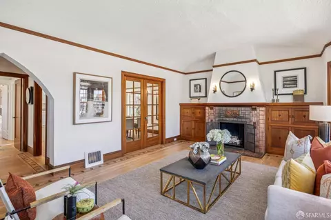 Living - 2273 Cayuga Ave, San Francisco, CA 94112 photo 4 of 9
