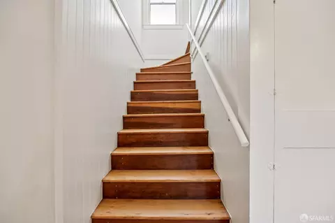 Entry Way - 2273 Cayuga Ave, San Francisco, CA 94112 photo 14 of 14