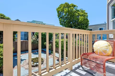 Exterior - 2273 Cayuga Ave, San Francisco, CA 94112 photo 7 of 19