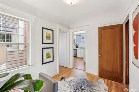 Entry Way - 2273 Cayuga Ave, San Francisco, CA 94112 photo 7 of 14