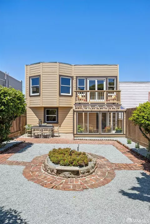 Exterior - 2273 Cayuga Ave, San Francisco, CA 94112 photo 17 of 19