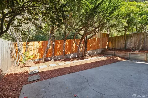 Exterior - 640 Panorama Dr, San Francisco, CA 94131 photo 4 of 8