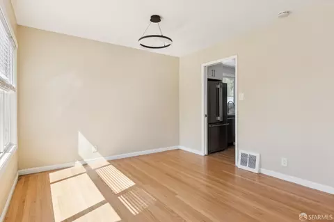 Living - 640 Panorama Dr, San Francisco, CA 94131 photo 10 of 14