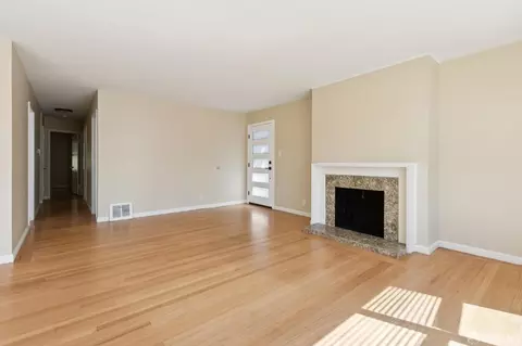 Living - 640 Panorama Dr, San Francisco, CA 94131 photo 5 of 14