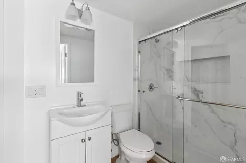 Bath - 640 Panorama Dr, San Francisco, CA 94131 photo 4 of 5