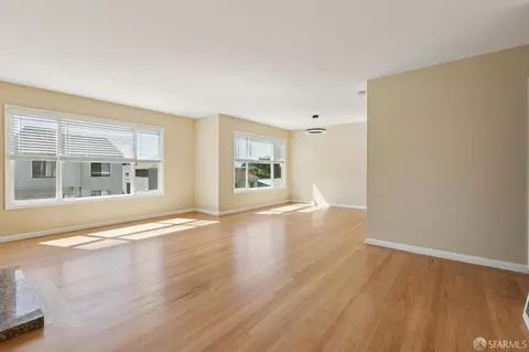 Living - 640 Panorama Dr, San Francisco, CA 94131 photo 2 of 14