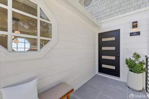 Entry Way - 25 Shasta Ln, Pacifica, CA 94044 photo 1 of 4