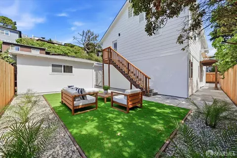 Exterior - 25 Shasta Ln, Pacifica, CA 94044 photo 7 of 9