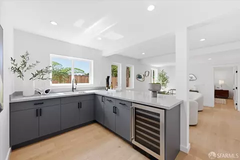 Kitchen - 25 Shasta Ln, Pacifica, CA 94044 photo 6 of 6