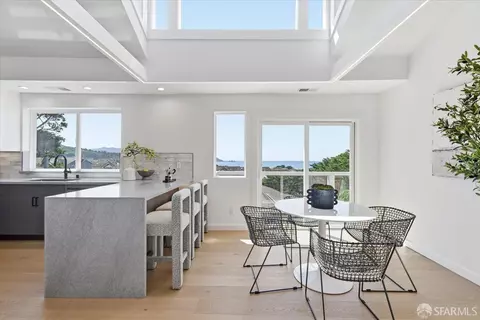 Dining - 25 Shasta Ln, Pacifica, CA 94044 photo 4 of 6