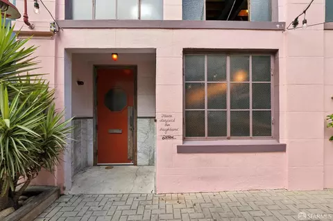 Exterior - 3011 20th St #2, San Francisco, CA 94110 photo 5 of 5