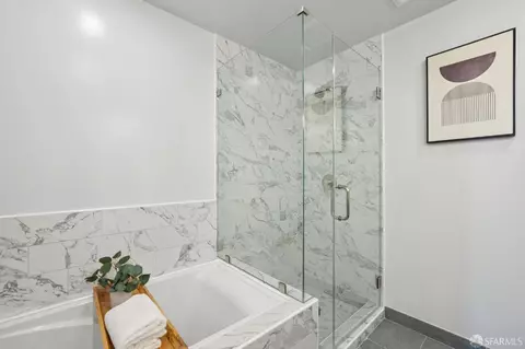 Bath - 3011 20th St #2, San Francisco, CA 94110 photo 4 of 4