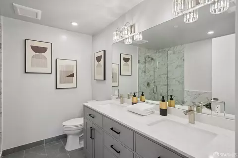 Bath - 3011 20th St #2, San Francisco, CA 94110 photo 2 of 4