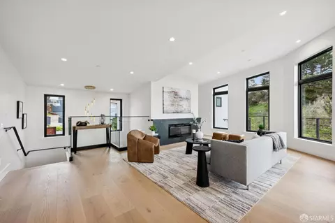 Living - 882 Stetson St, Moss Beach, CA 94038 photo 1 of 1