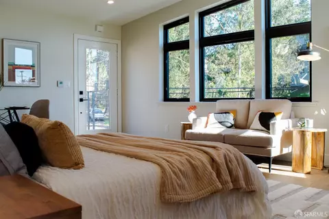 Bedroom - 882 Stetson St, Moss Beach, CA 94038 photo 6 of 8