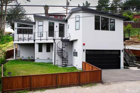 Exterior - 882 Stetson St, Moss Beach, CA 94038 photo 6 of 8