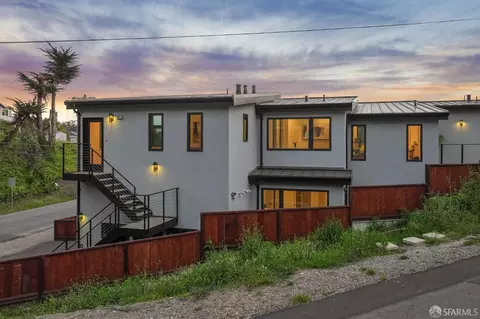 Exterior - 882 Stetson St, Moss Beach, CA 94038 photo 5 of 8