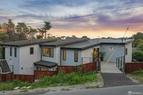 Exterior - 882 Stetson St, Moss Beach, CA 94038 photo 4 of 8