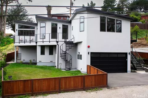 882 Stetson St, Moss Beach, CA 94038