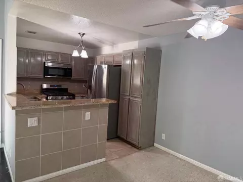 3660 Knollwood Ter #303, Fremont, CA 94536