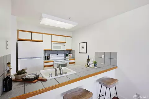 Kitchen - 1678 Wallace Ave, San Francisco, CA 94124 photo 1 of 3
