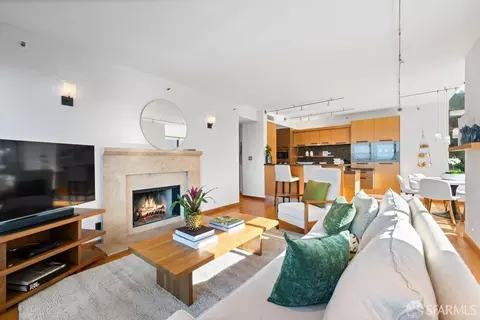 101 Lombard St #901W, San Francisco, CA 94111