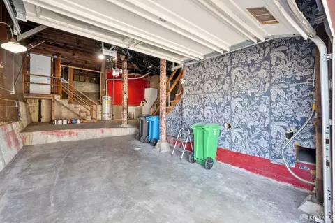 Exterior - 423 Lakeview Ave, San Francisco, CA 94112 photo 5 of 5