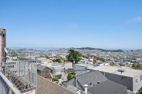 View/Area - 423 Lakeview Ave, San Francisco, CA 94112 photo 1 of 1