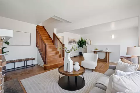 Living - 423 Lakeview Ave, San Francisco, CA 94112 photo 1 of 2