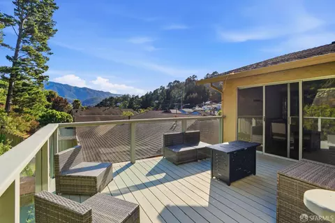Exterior - 1112 Oddstad Blvd, Pacifica, CA 94044 photo 4 of 12