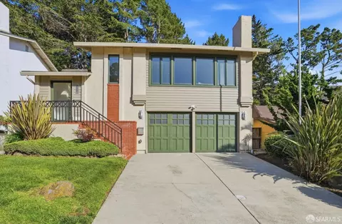 1112 Oddstad Blvd, Pacifica, CA 94044